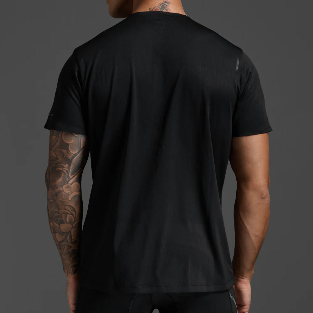 2xu-light-speed-tech-tee-black-black-reflective