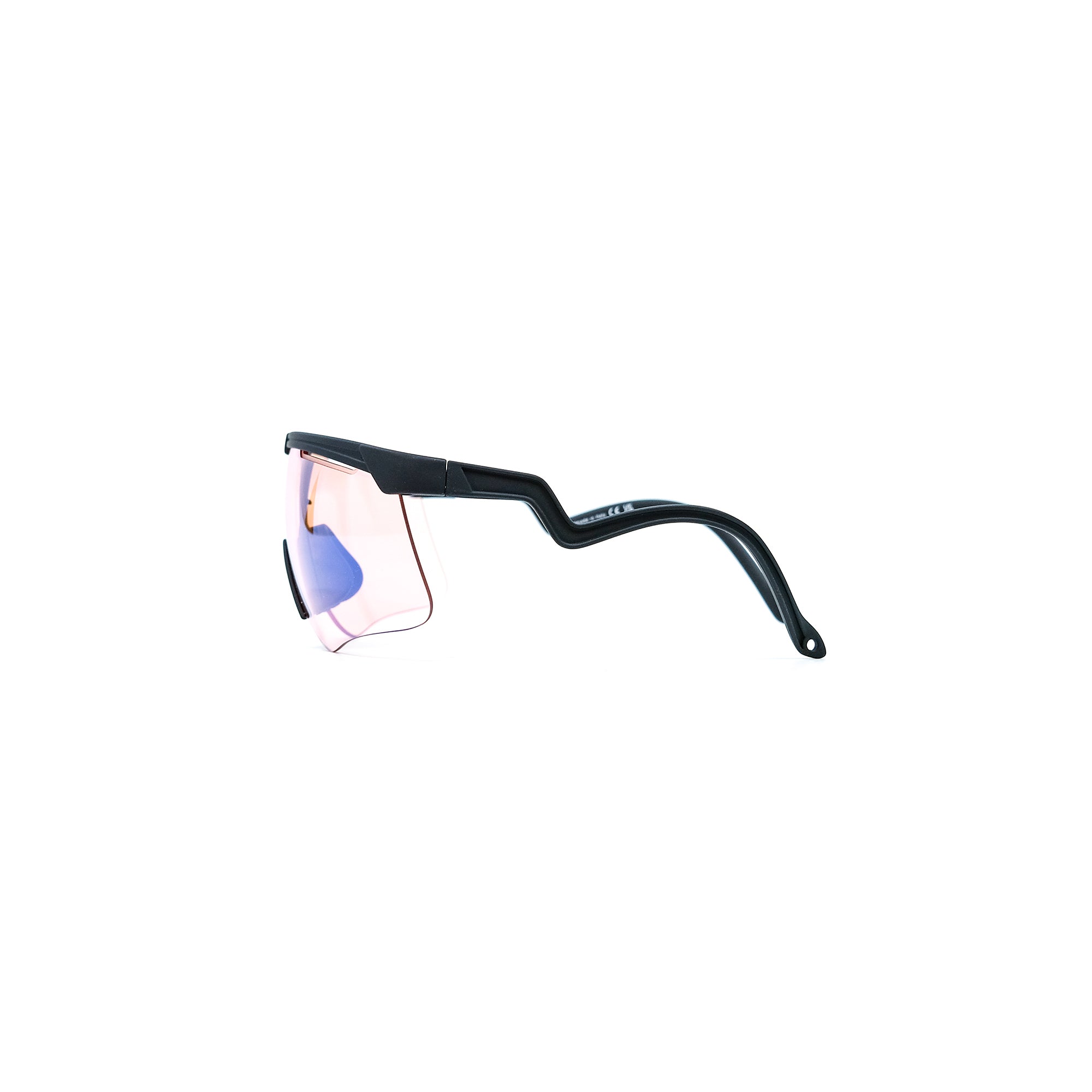 alba-optics-delta-black-vzum-photochromatic-flm-lens-side