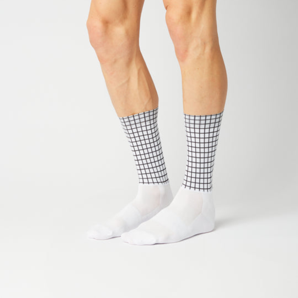 Fingerscrossed Movement Aero Socks - Grid White