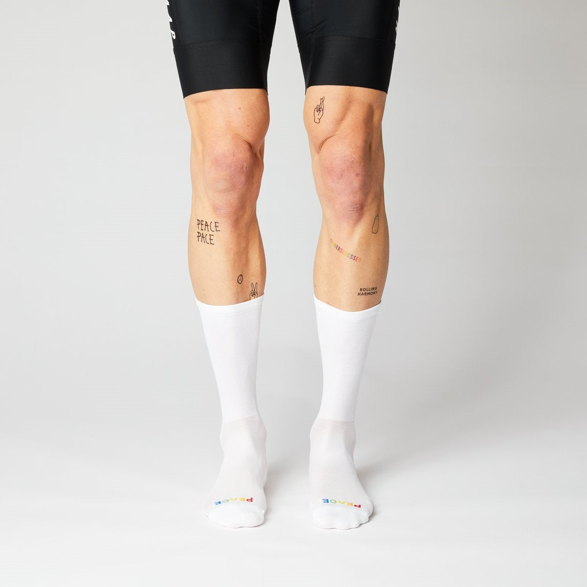 fingerscrossed-rolling-harmony-socks-white-front